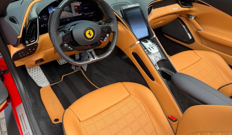 2025 Ferrari Roma Spider full