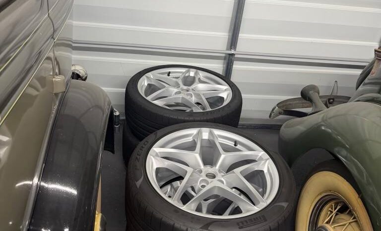 2025 Ferrari Roma Spider full