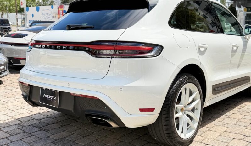 2022 Porsche Macan full