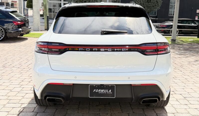 2022 Porsche Macan full
