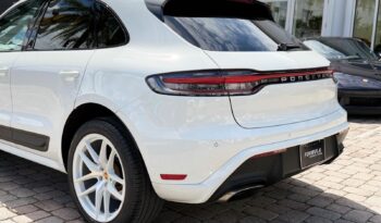 2022 Porsche Macan full