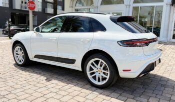 2022 Porsche Macan full