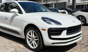 2022 Porsche Macan full