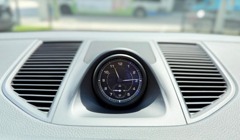 2022 Porsche Macan full