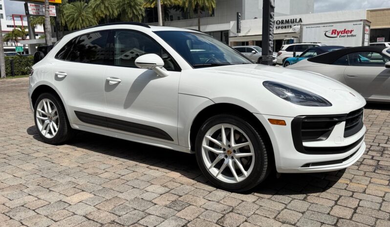 2022 Porsche Macan full