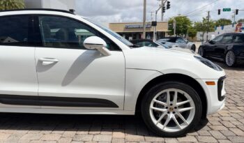 2022 Porsche Macan full