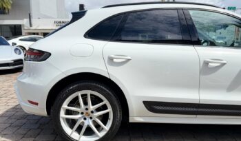 2022 Porsche Macan full