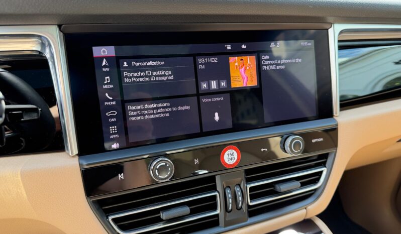 2022 Porsche Macan full