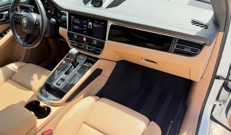 2022 Porsche Macan full