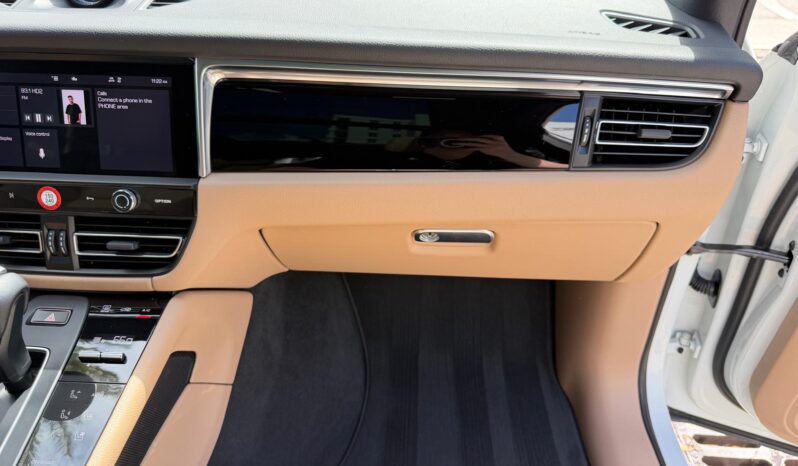 2022 Porsche Macan full