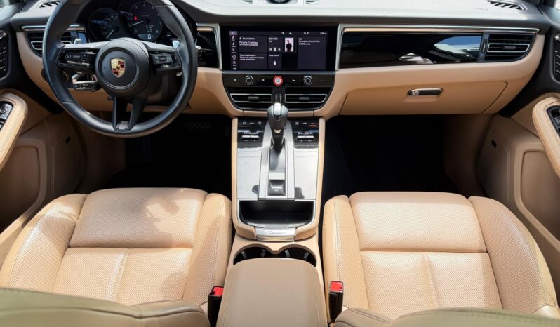 2022 Porsche Macan full
