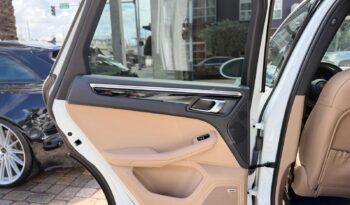 2022 Porsche Macan full