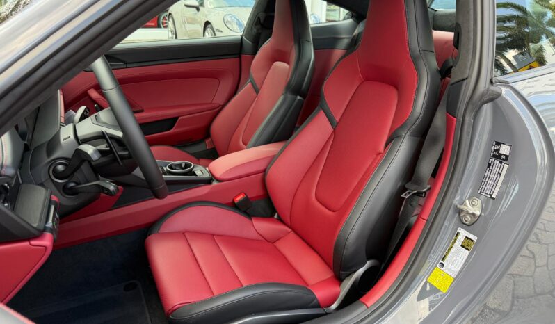 2026 Porsche 911 Carrera 4 GTS full