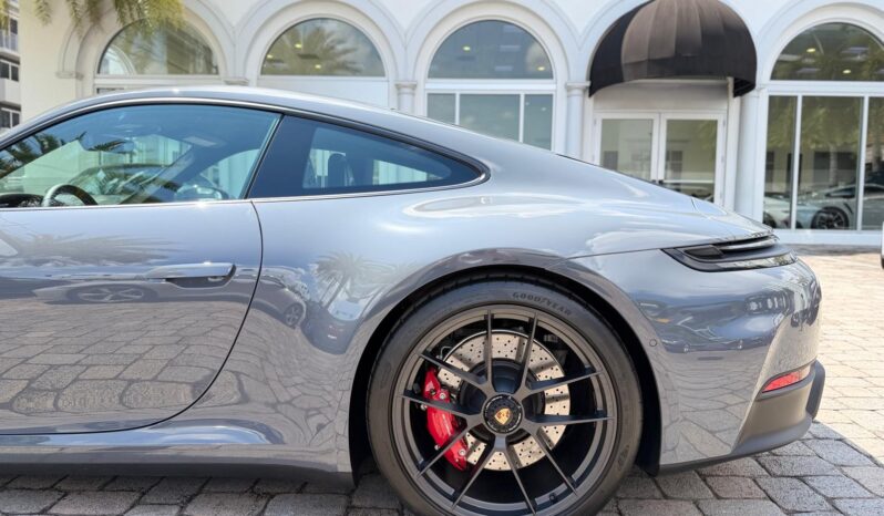 2026 Porsche 911 Carrera 4 GTS full