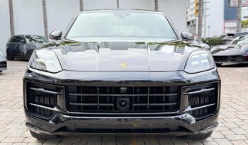2025 Porsche Cayenne GTS full