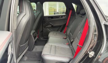 2025 Porsche Cayenne GTS full