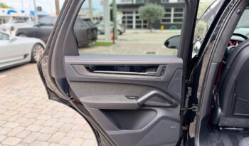 2025 Porsche Cayenne GTS full