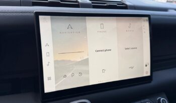2025 Land Rover Defender X-Dynamic SE full