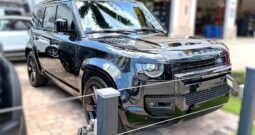 2025 Land Rover Defender X-Dynamic SE