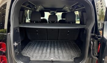 2025 Land Rover Defender X-Dynamic SE full