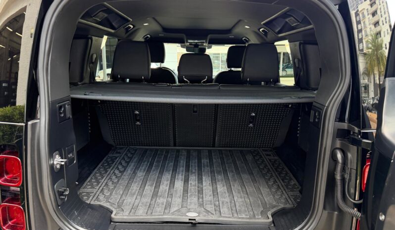 2025 Land Rover Defender X-Dynamic SE full