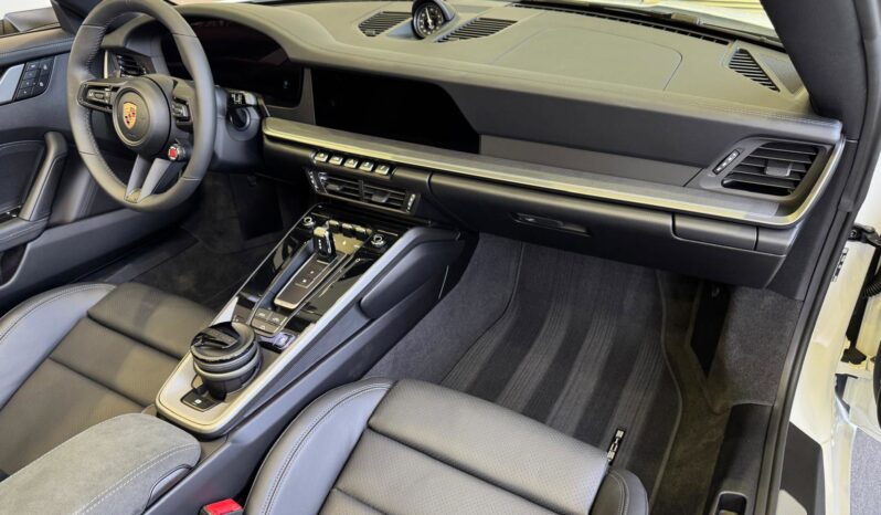 2026 Porsche 911 Carrera S Cabriolet full