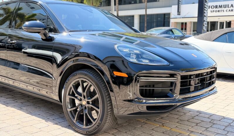 2021 Porsche Cayenne Turbo full
