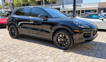2021 Porsche Cayenne Turbo full