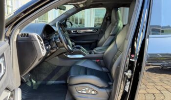 2021 Porsche Cayenne Turbo full