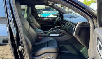 2021 Porsche Cayenne Turbo full