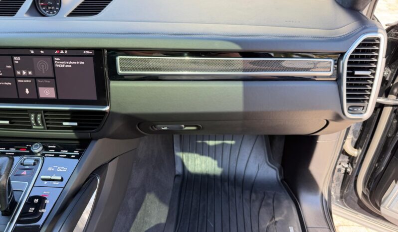 2021 Porsche Cayenne Turbo full