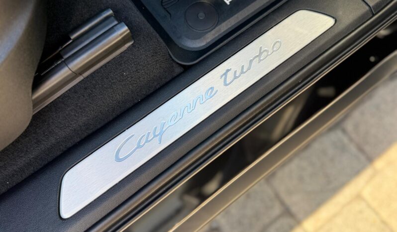 2021 Porsche Cayenne Turbo full