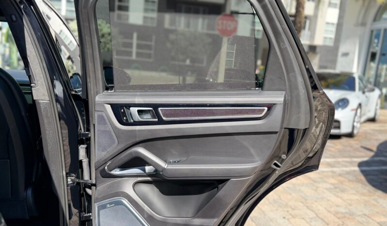 2021 Porsche Cayenne Turbo full