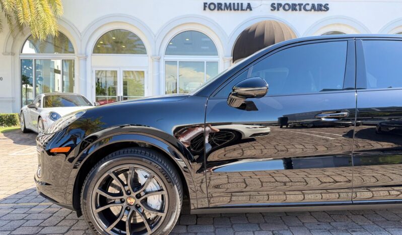 2021 Porsche Cayenne Turbo full