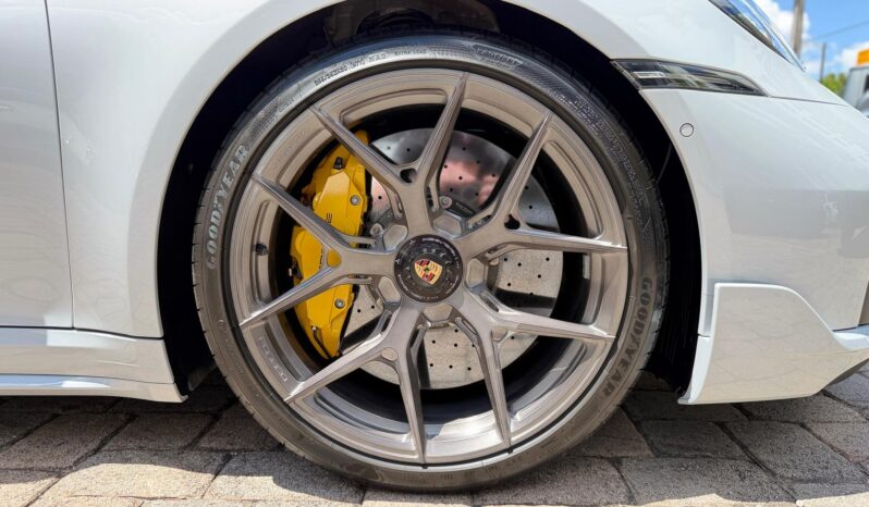 2025 Porsche 911 Turbo S Cabriolet full