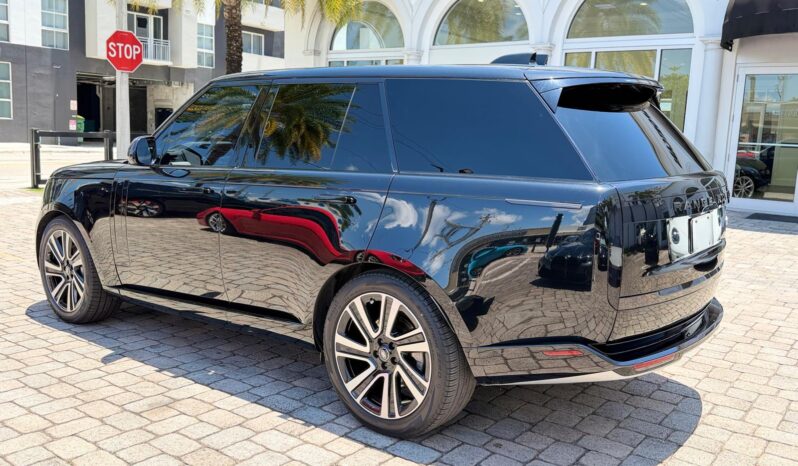 2023 Land Rover Range Rover P400 SE full