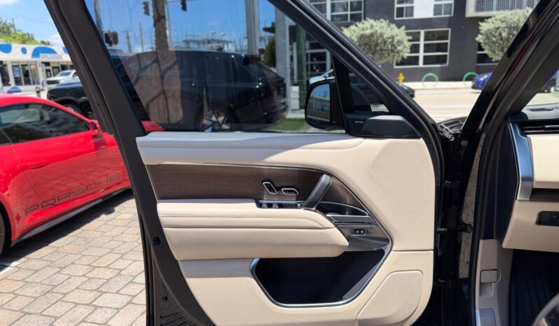 2023 Land Rover Range Rover P400 SE full