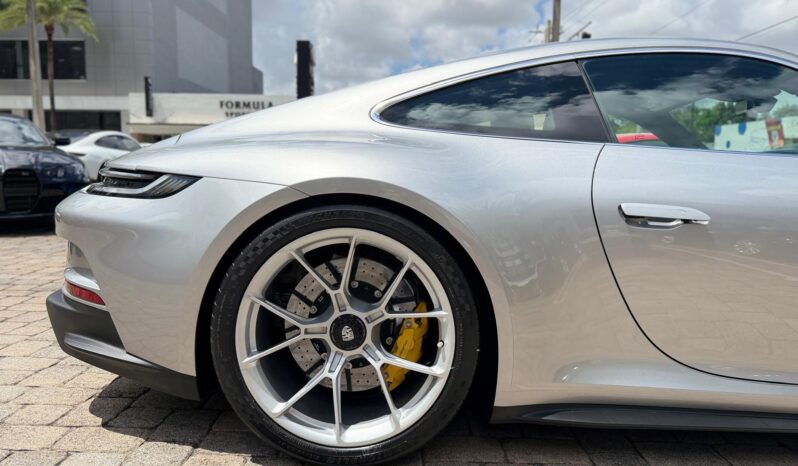 2022 Porsche 911 GT3 w/Touring Package full