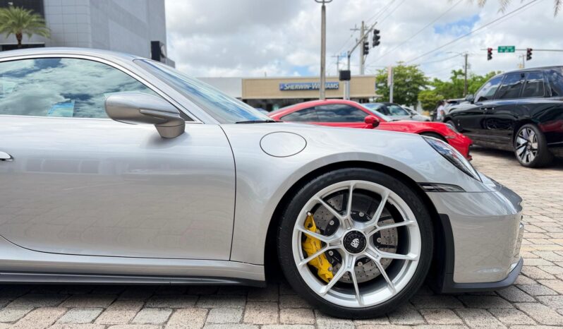 2022 Porsche 911 GT3 w/Touring Package full