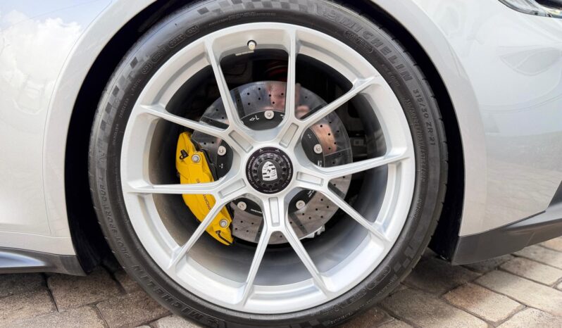 2022 Porsche 911 GT3 w/Touring Package full