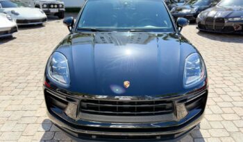 2022 Porsche Macan full