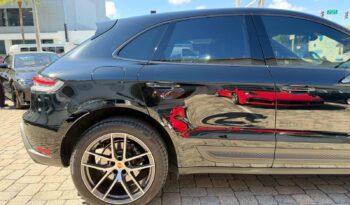 2022 Porsche Macan full