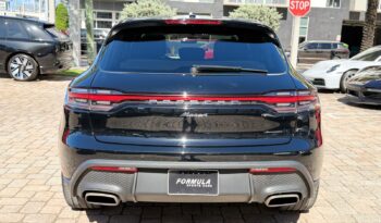 2022 Porsche Macan full