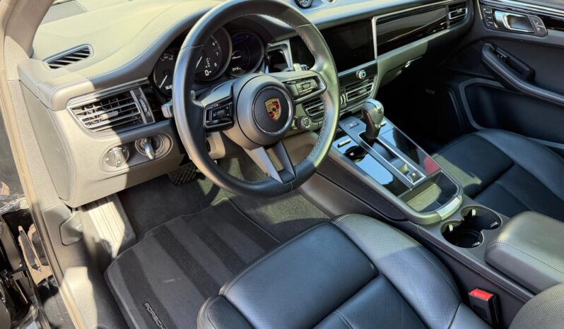 2022 Porsche Macan full