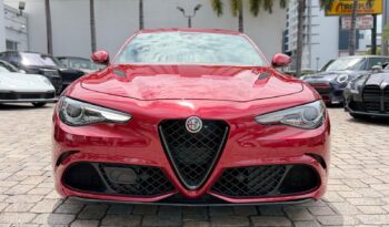 2017 Alfa Romeo Giulia Quadrifoglio full