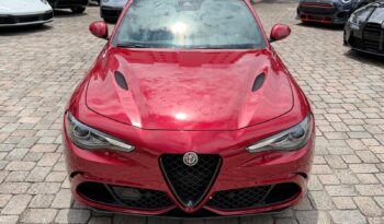 2017 Alfa Romeo Giulia Quadrifoglio full