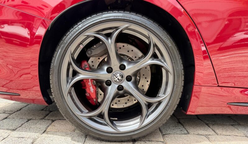 2017 Alfa Romeo Giulia Quadrifoglio full
