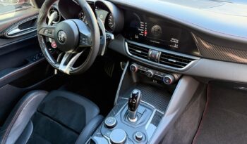2017 Alfa Romeo Giulia Quadrifoglio full