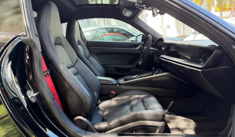 2021 Porsche 911 Carrera 4 full
