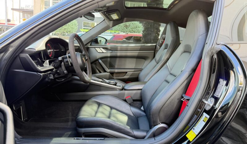 2021 Porsche 911 Carrera 4 full